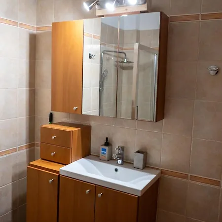 בית נופש Iro's Paradise